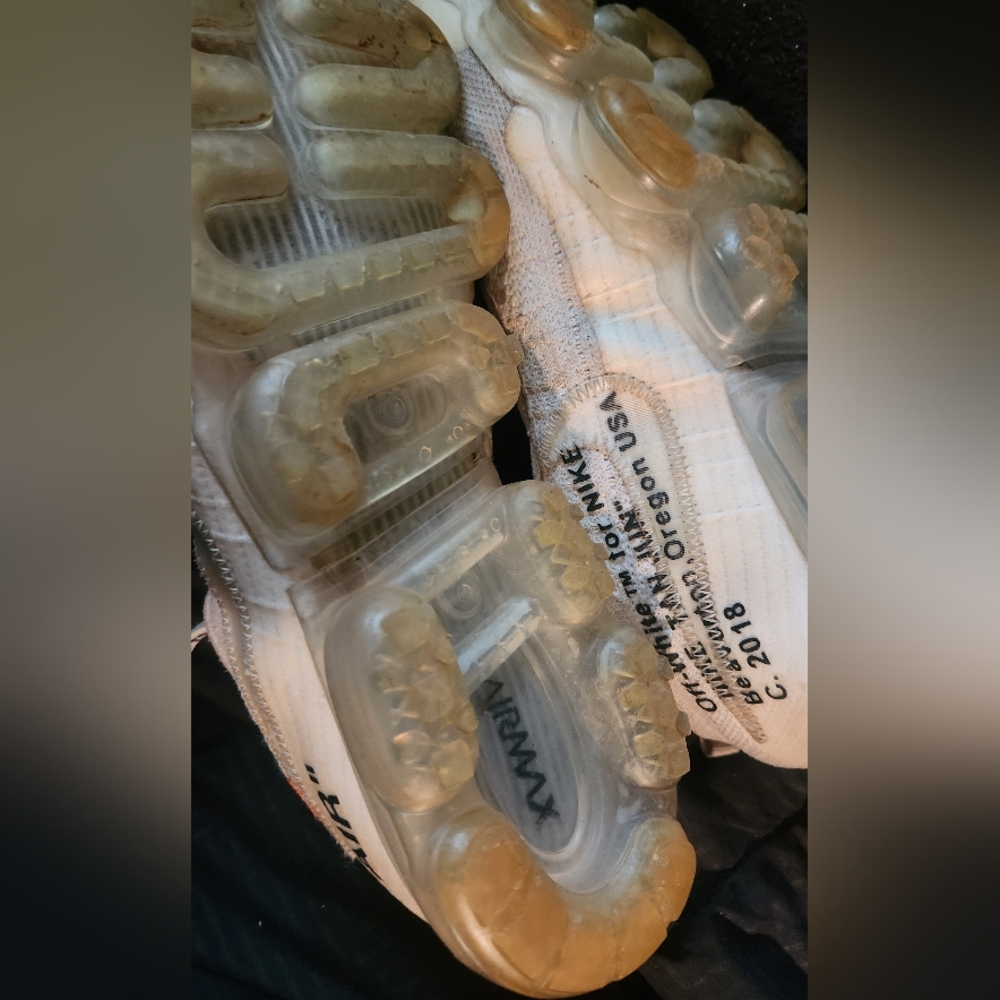 Men's Nike Off White Vapor Max